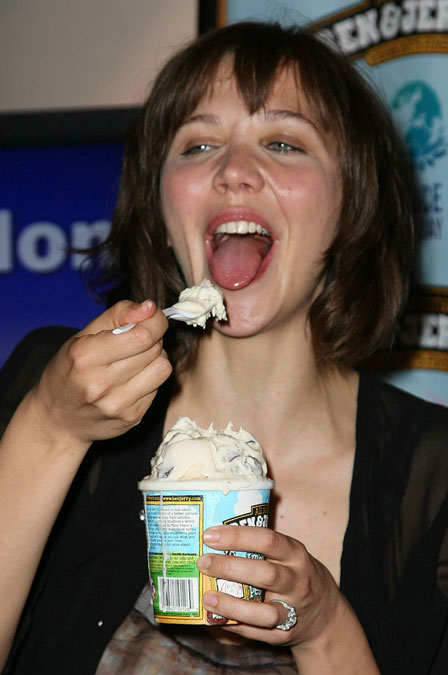 Maggie Gyllenhaal