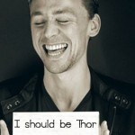 Tom Hiddleston je sympatick zpork