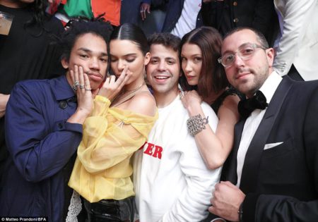 3fe02f8d00000578-4467966-model_behavior_kendall_poses_with_bella_hadid_and_other_party_gu-a-9_1493782048567
