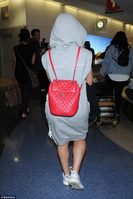 4012bc8300000578-4483488-up_and_down_rob_and_chyna_have_baby_girl_dream_together_who_they-a-25_1494237955216